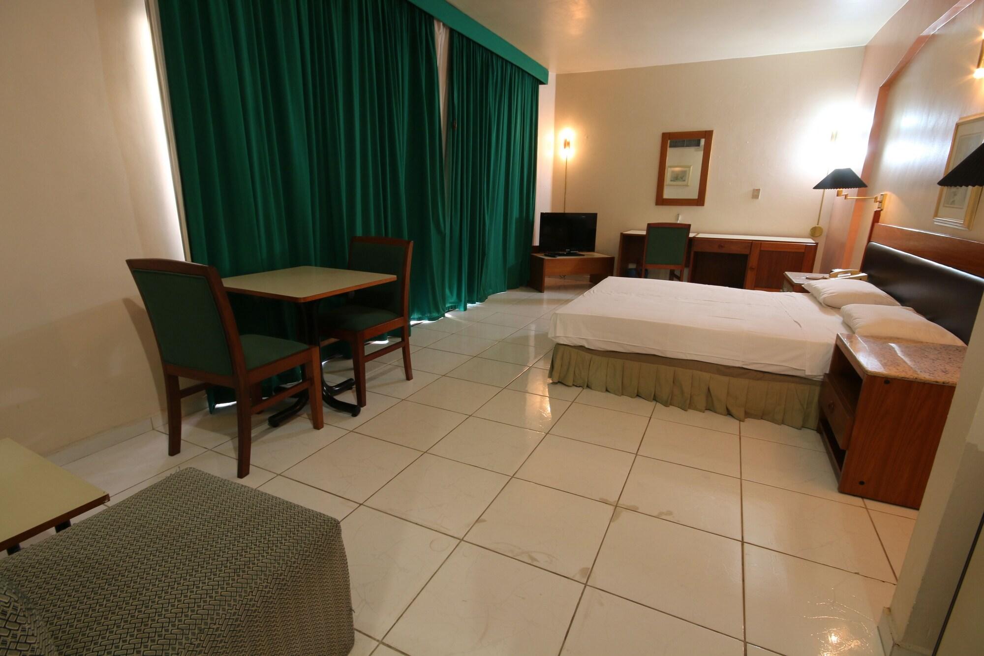 Taj Mahal Hotel Manaus Bagian luar foto