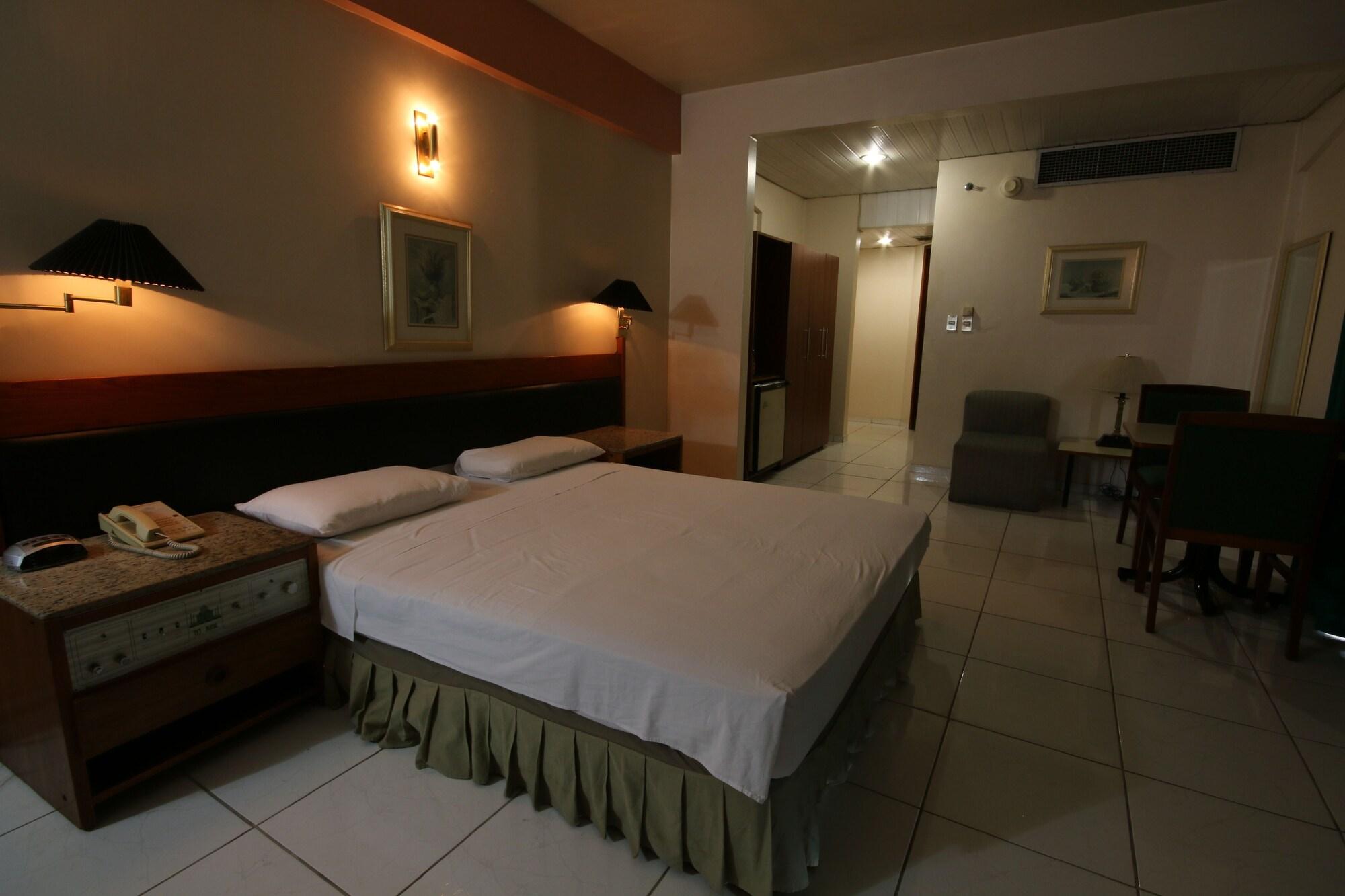 Taj Mahal Hotel Manaus Bagian luar foto
